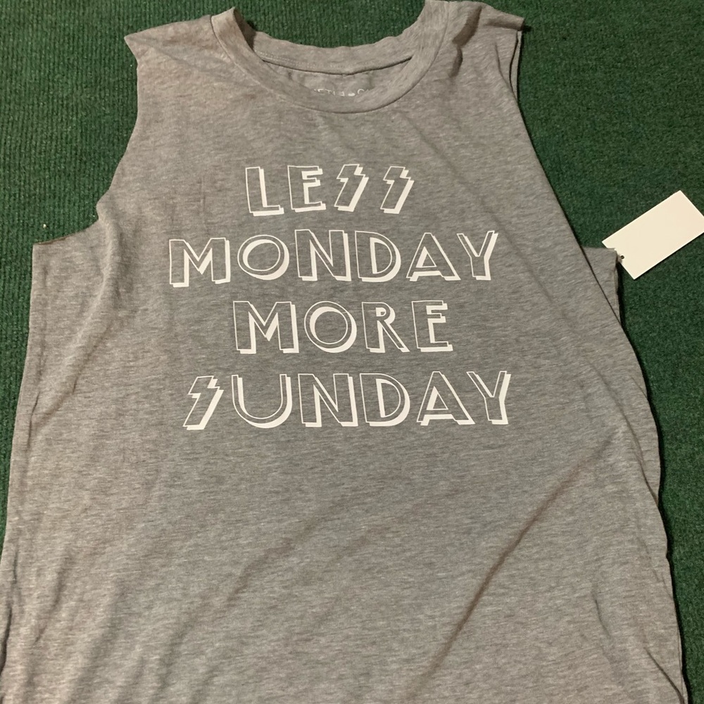 Graphic tank